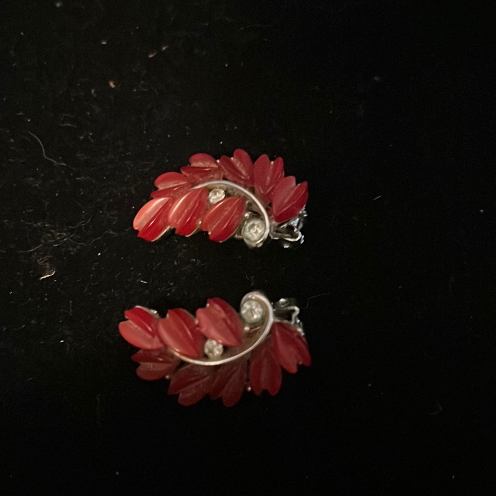 Vintage earrings red with rhinestones